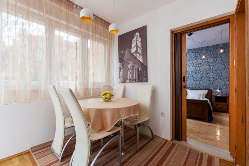Blue Pearl Apartment