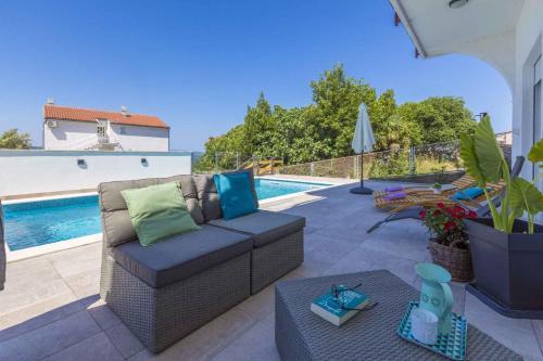 Apartment In Crikvenica 39434