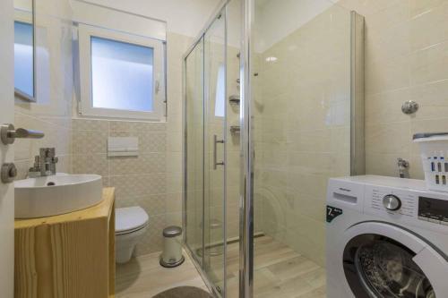 Apartment In Crikvenica 39434