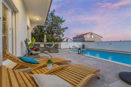 Apartment In Crikvenica 39434