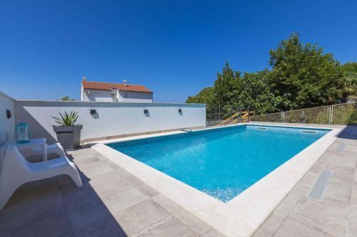 Apartment In Crikvenica 39434