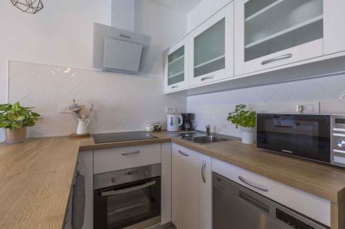 Apartment In Crikvenica 39434