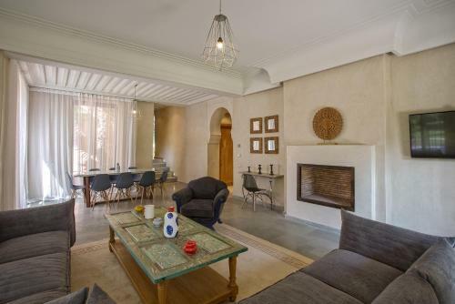 Villa Berb�re Domaine Des Kasbahs