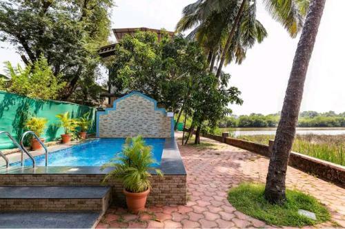 Hotel Infinity Lake View 6bhk Bungalow With Private Pool