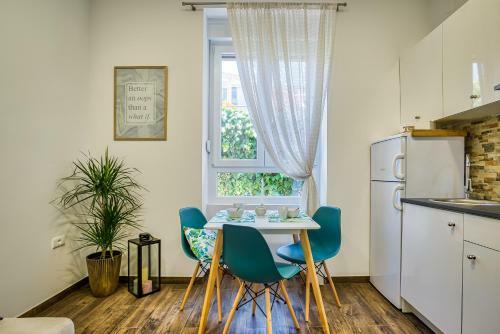Colosseum Garden Studio Apartments