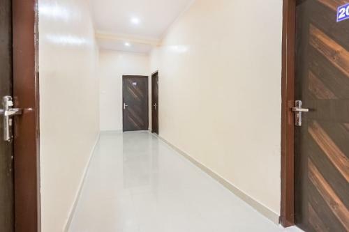 Hotel Oyo 69561 Dezire Residency