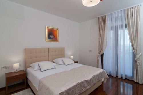 Hostal Luxury Rooms Near The Beach2