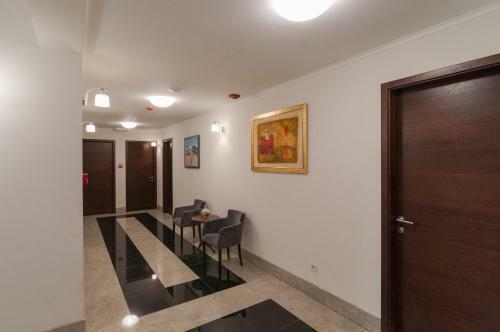 Hostal Luxury Rooms Near The Beach1