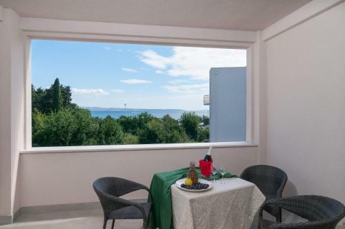 Hostal Luxury Rooms Near The Beach1