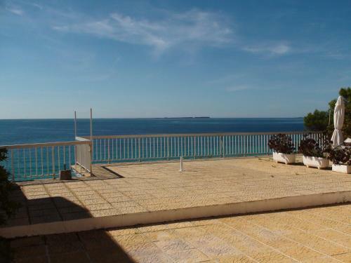 Constantinos Apartments