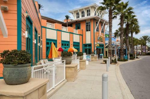 Laketown Wharf 1422