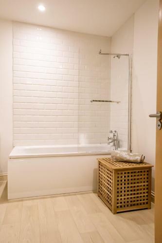 Apartamento Cavernous Open Plan Town House In St Leonards