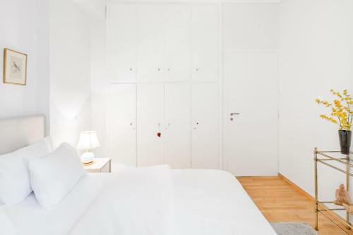 Koukaki Apartment With A Sunny Balcony, Near The Acropolis