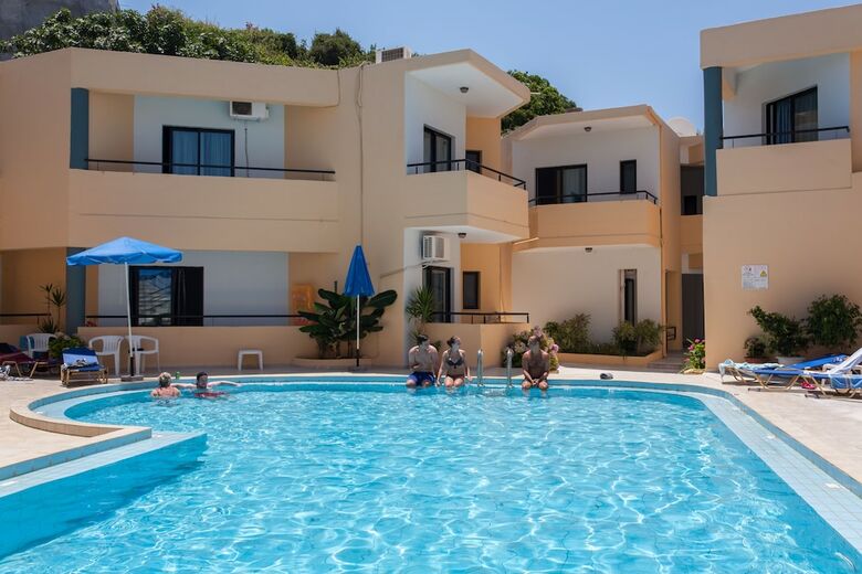 Akasti Hotel