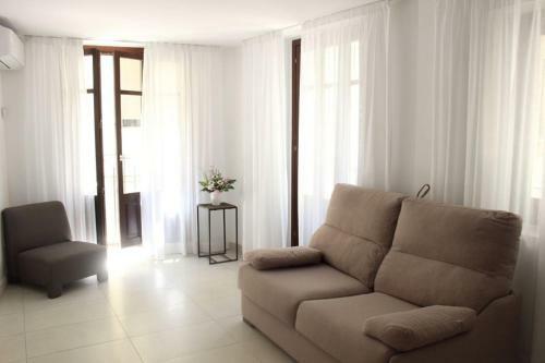Plaza Negrito Apartments