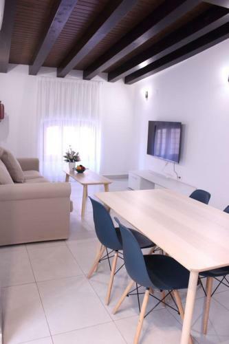 Plaza Negrito Apartments