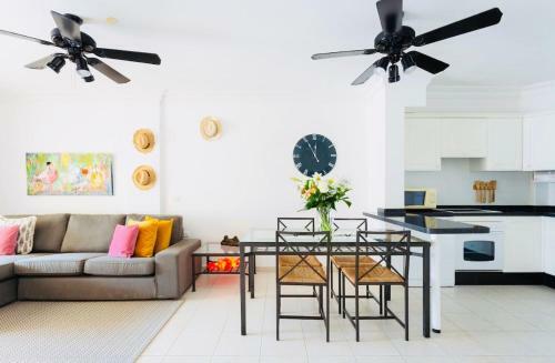 Bah�a La Caleta Apartment