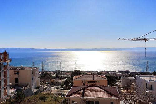 Apartments With A Parking Space Makarska - 18145