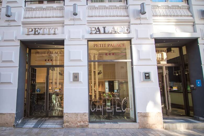 Hotel Petit Palace Plaza de La Reina