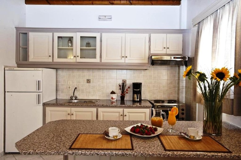 Filoxenia Apartments