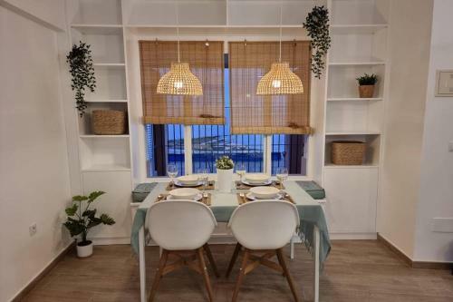 Precioso Apartamento 1� Linea de Playa Getares