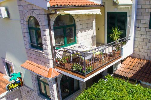 Villa Palma Apartments