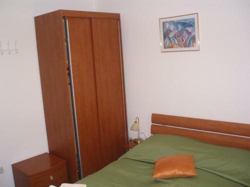 Hostal Apartments And Rooms Irena