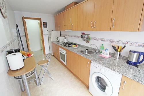 Apartamento S�per C�ntrico, Luminoso, Amplio, Terrazas Y Patio
