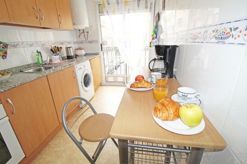 Apartamento S�per C�ntrico, Luminoso, Amplio, Terrazas Y Patio