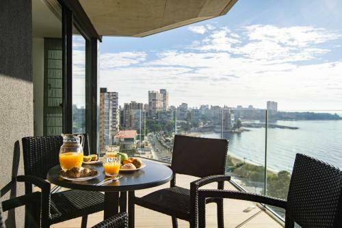 Modern Sea Front Reef Apartment