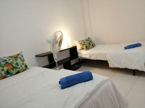 Hostal Rooms By The Sea!