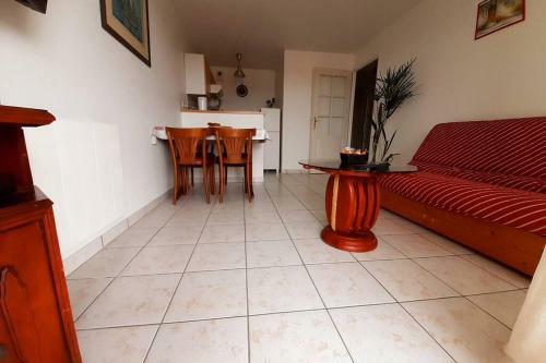Apartamento 2 Pi�ces Avec Terrasse, Piscine, Parking Privatif