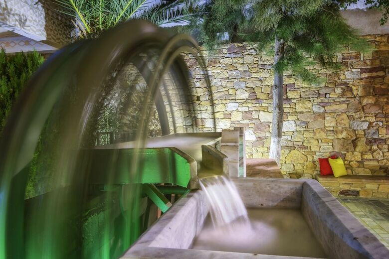 Hotel Grecian Castle