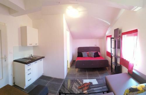 Gracia Apartments
