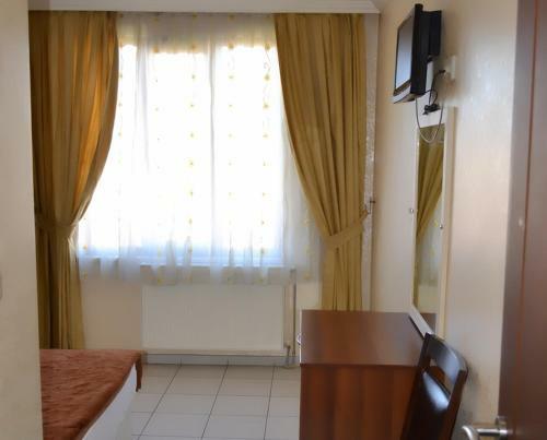 Ekin Hotel