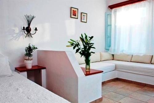 Pirgos Stelida Hotel