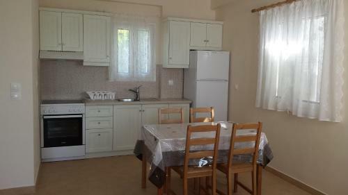 Akti Zaga Apartments