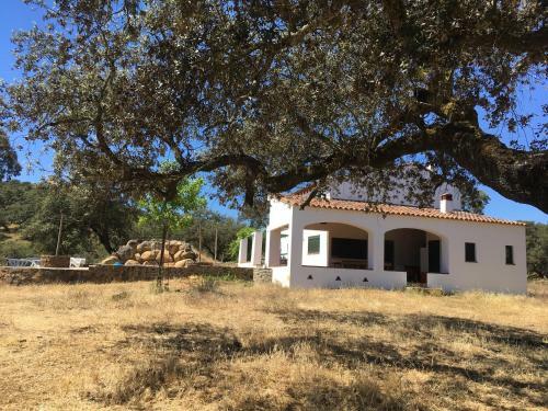 Agroturismo Casa Rural Monterrey Aroche
