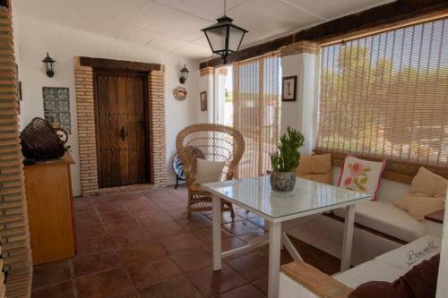 Villa El Estanque Holiday Cottage & Bungalow