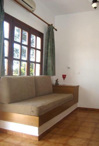 Corina Apartments