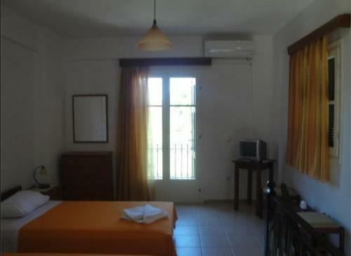 Apartamento Iriana Village Inn