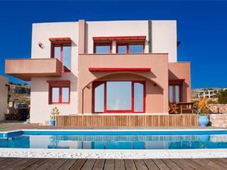 Spilia Bay Villas