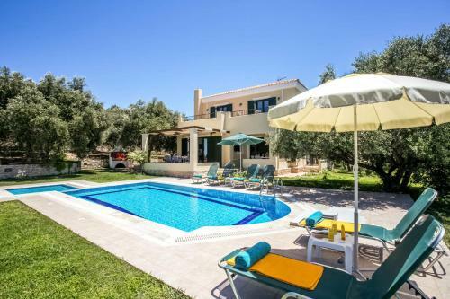Villa Eleni With Private Swimming Pool