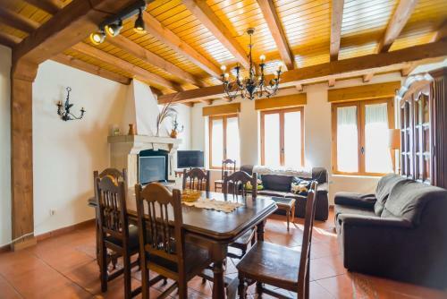 Casas Rurales Tio Claudio I Y II