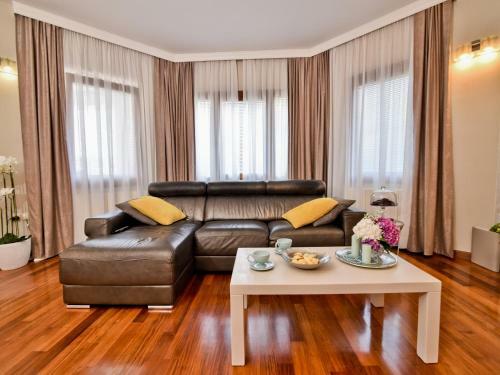 Superior Villa Antea With Jacuzzi & Pool