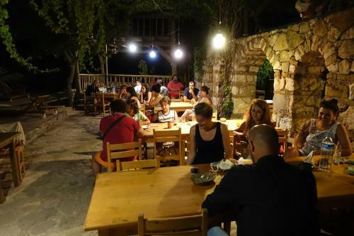 Hostal Olympos Koyevi Pension