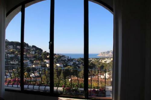 Charming Villa In Montemar With Private, Heated Pool And Sea Views