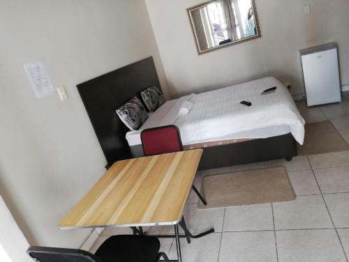 Good Living Bed And Breakfast