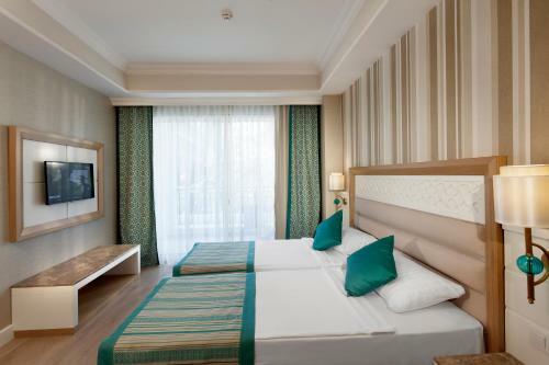 Hotel Karmir Resort & Spa