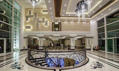 Hotel Karmir Resort & Spa